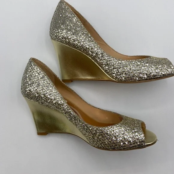Badgley Mischka Gold Glitter Peep Toe Wedge Shoes Size 5.5